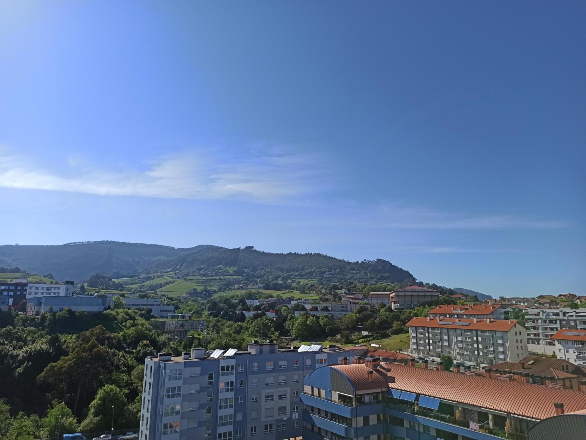 Apartamento PATXIKE con PARKING en el mismo edificio Bermeo Habitación foto