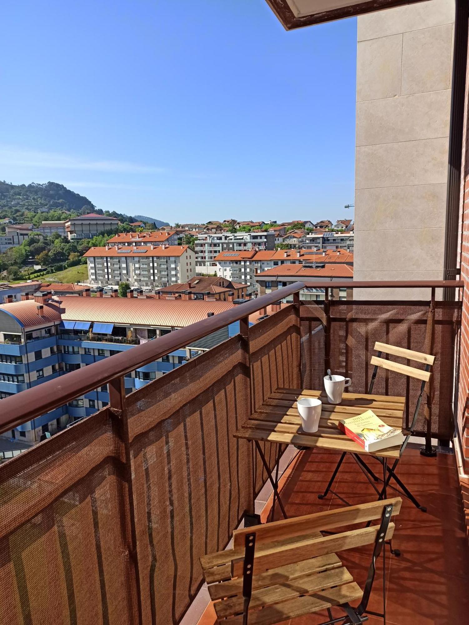 Apartamento PATXIKE con PARKING en el mismo edificio Bermeo Habitación foto